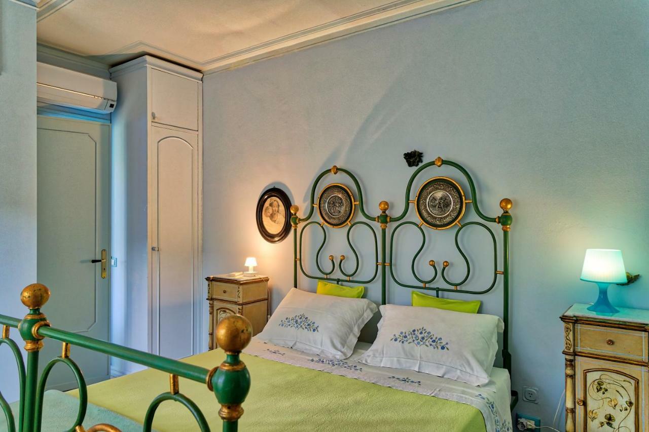 Luxury Apartment And Charm Sea View Isola Bella Таорміна Екстер'єр фото